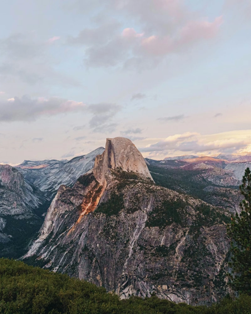 优胜美地半穹顶日出，华人租赁私人包车旧金山出发 (Yosemite Half Dome sunrise private charter from San Francisco)